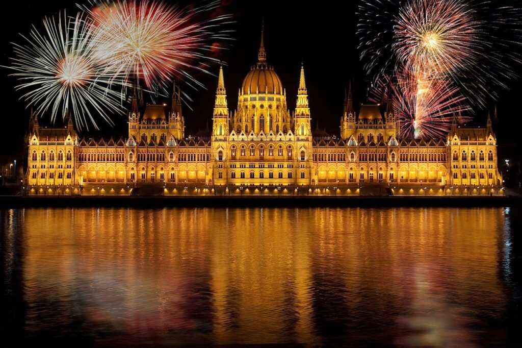 budapest-parliament-according-to-hungary-fireworks-37854-37854.jpg