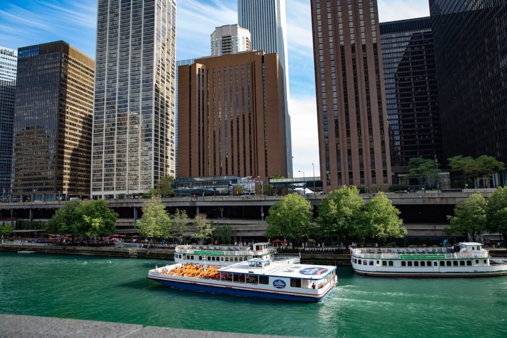 Chicago boat cruise